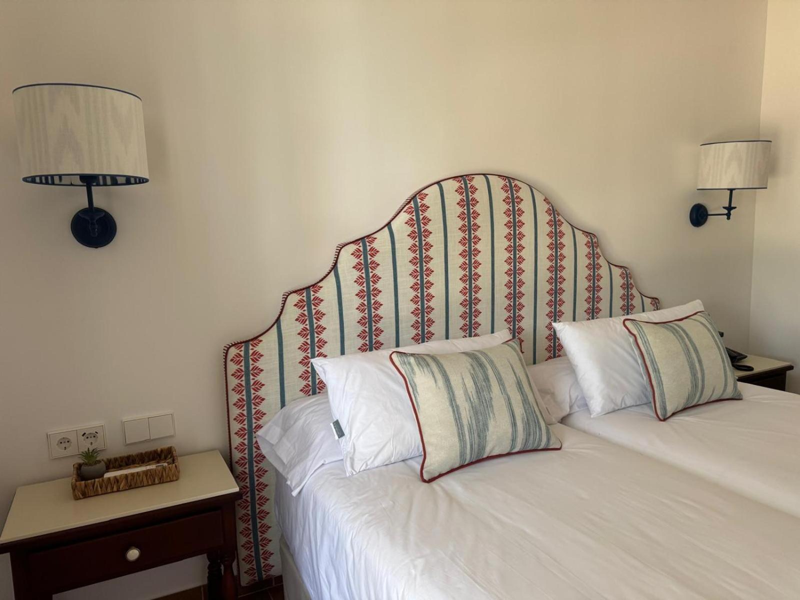 Hotel Toruno Del Rocio El Rocio Luaran gambar